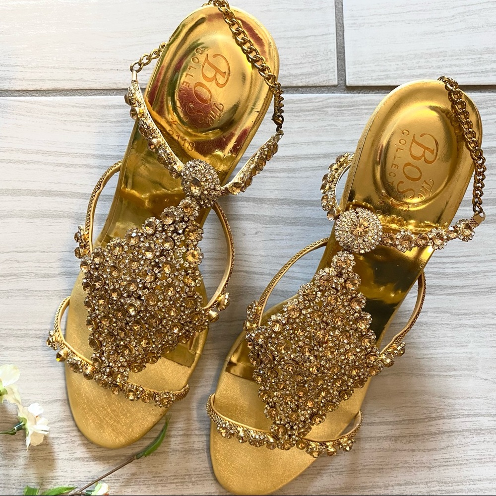 ✨Brand New✨Fancy Gold Colour Heels, Size US 8